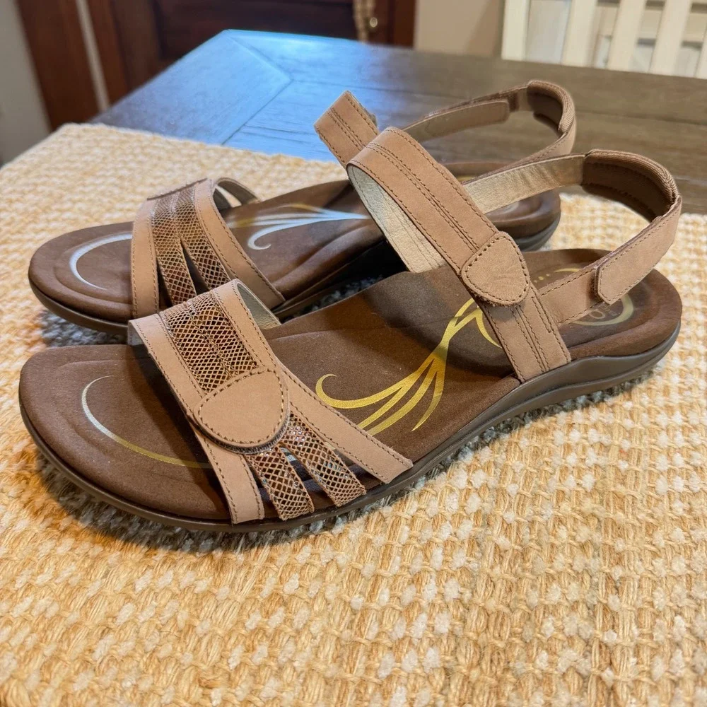 ABEO Brynn Tan Bronze Leather B.I.O. System Strappy Sandals Womens 10N NWOT